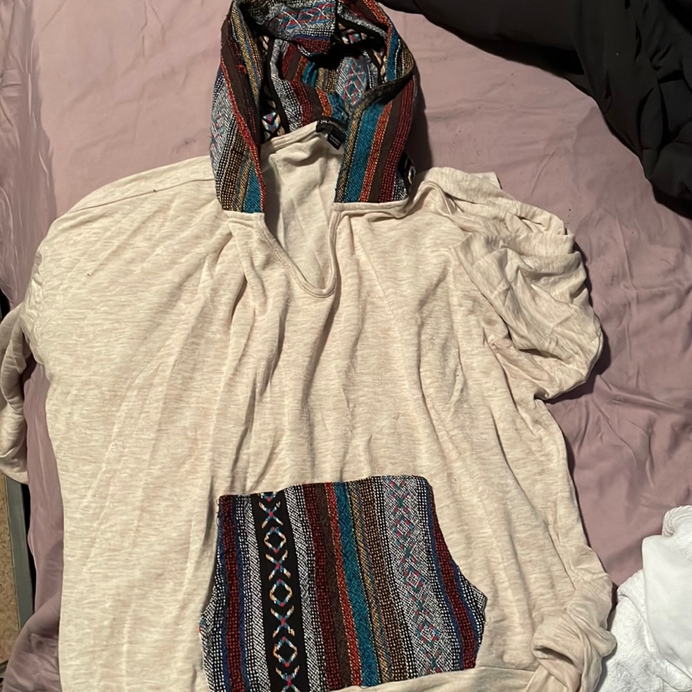 Long sleeve hooded shirt